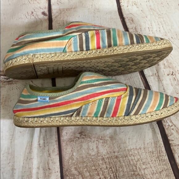 Toms Multi Color Striped Flat Size 8 - Picture 4 of 7